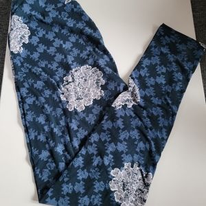 LuLaRoe leggings